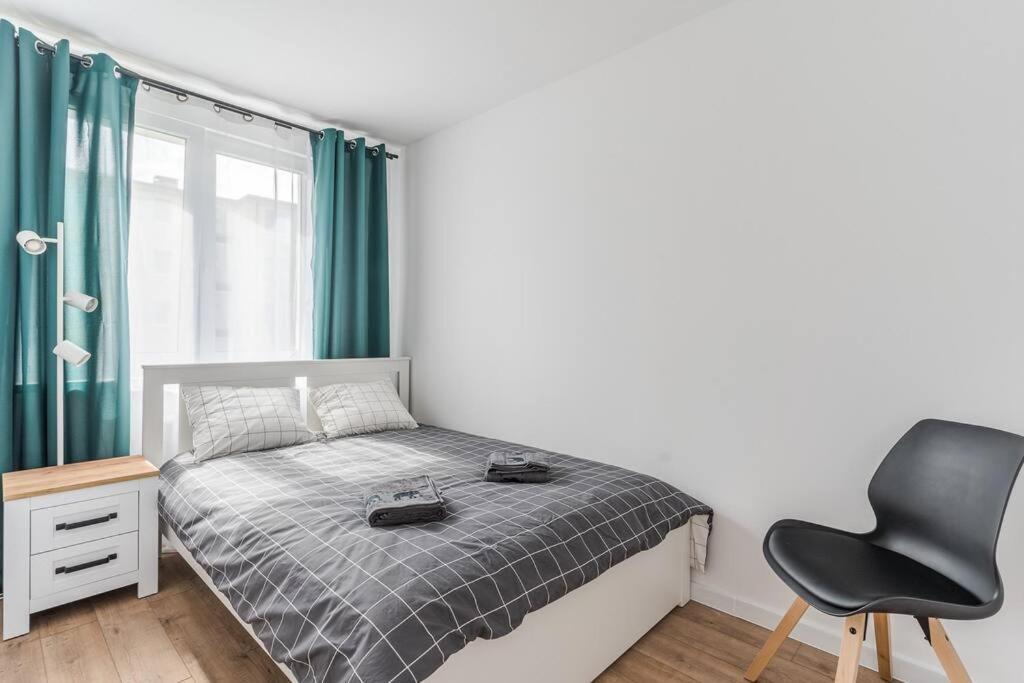 Uroczy Apartament 2 Pokoje - 10 Min Do Morza! Danzica Esterno foto