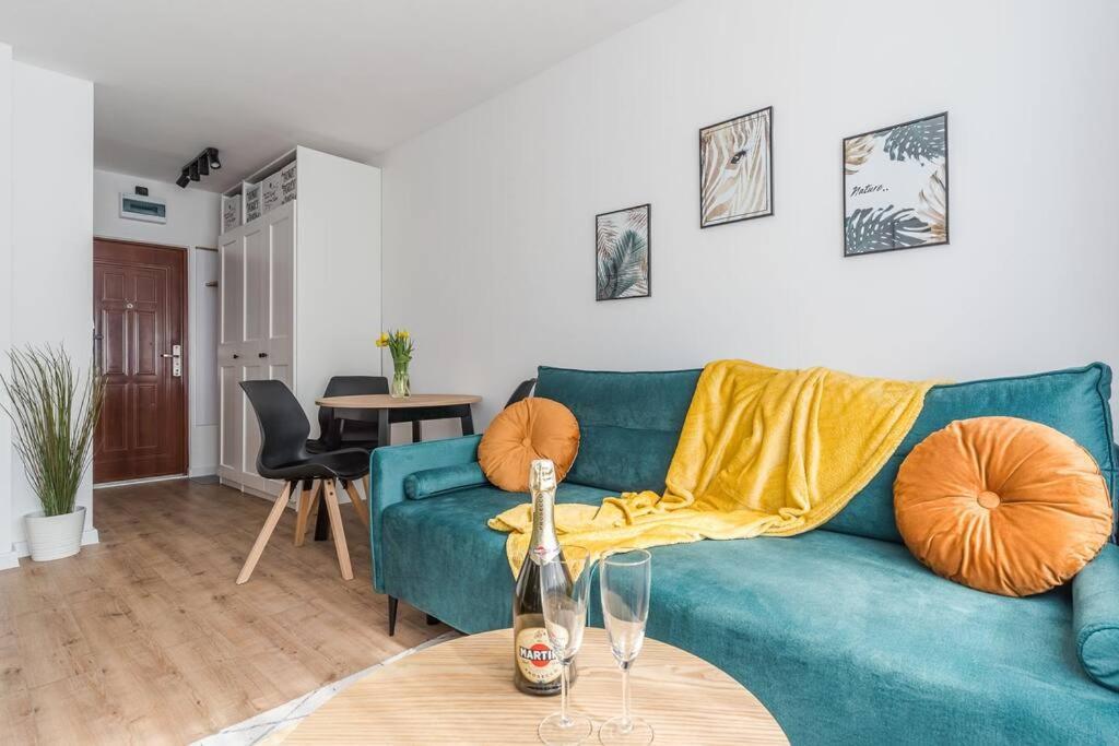 Uroczy Apartament 2 Pokoje - 10 Min Do Morza! Danzica Esterno foto